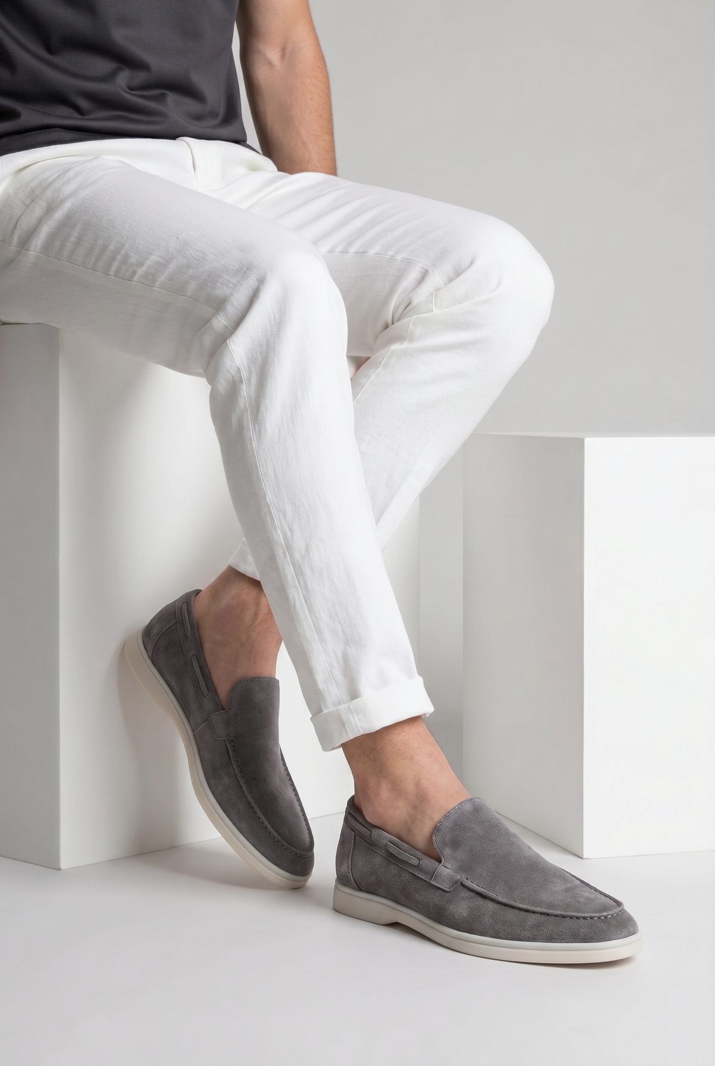 Amalfi Classic Suède Loafer Grey
