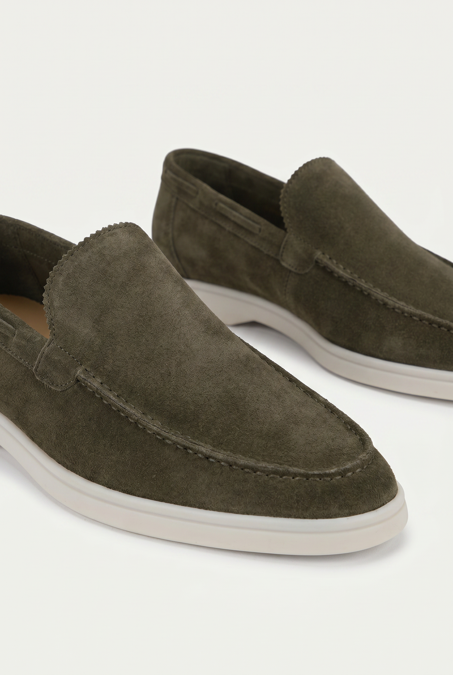 Amalfi Classic Suède Loafer Olive